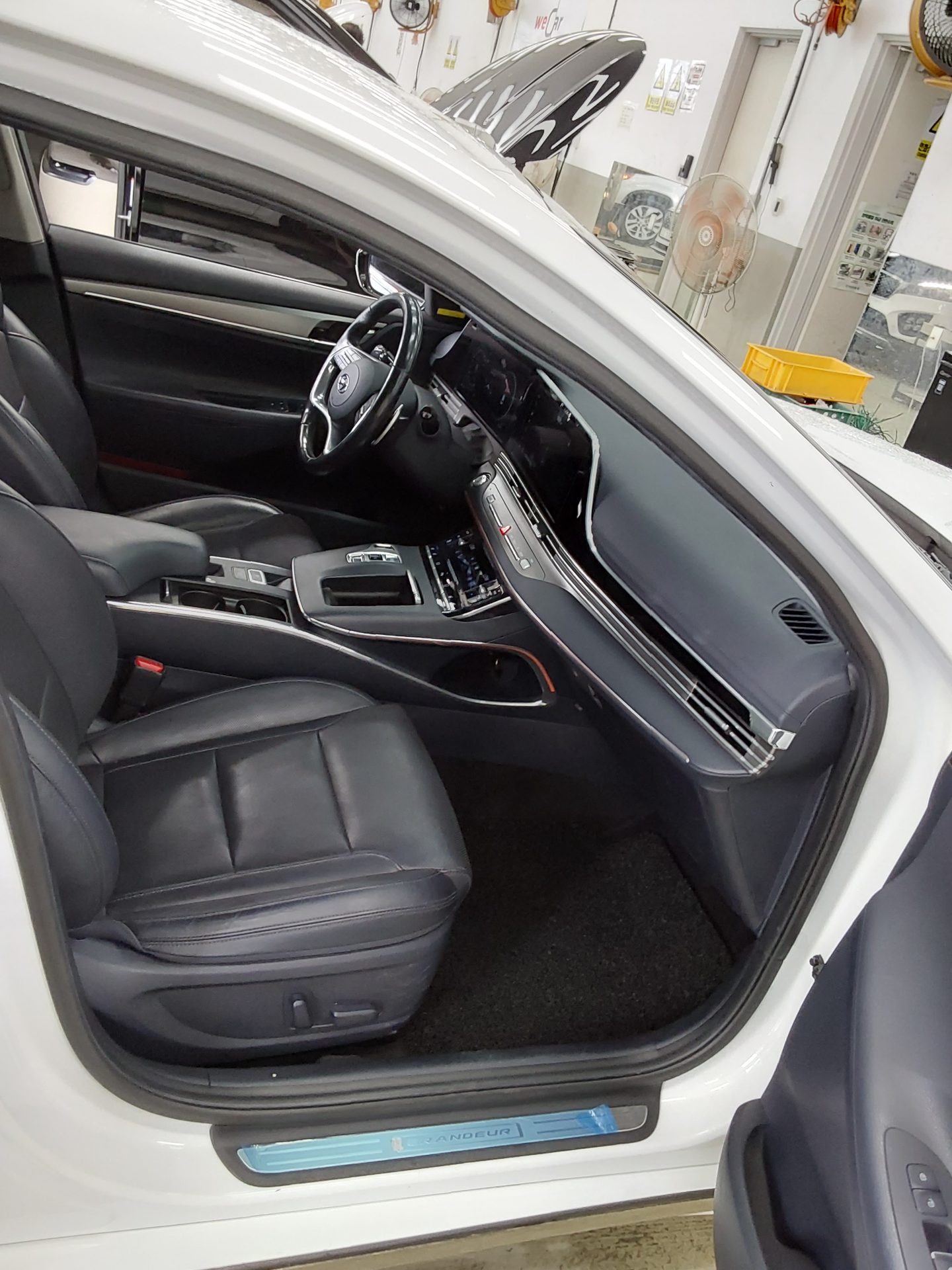 2020 - hyundai grandeur