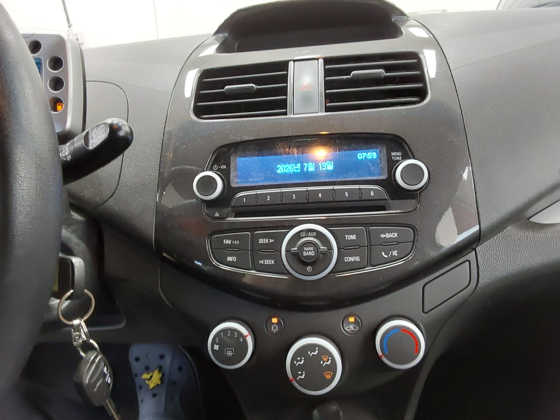 2013 - chevrolet spark