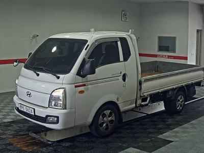HYUNDAI PORTER II SUPER CAB EXTRA WHEELBASE