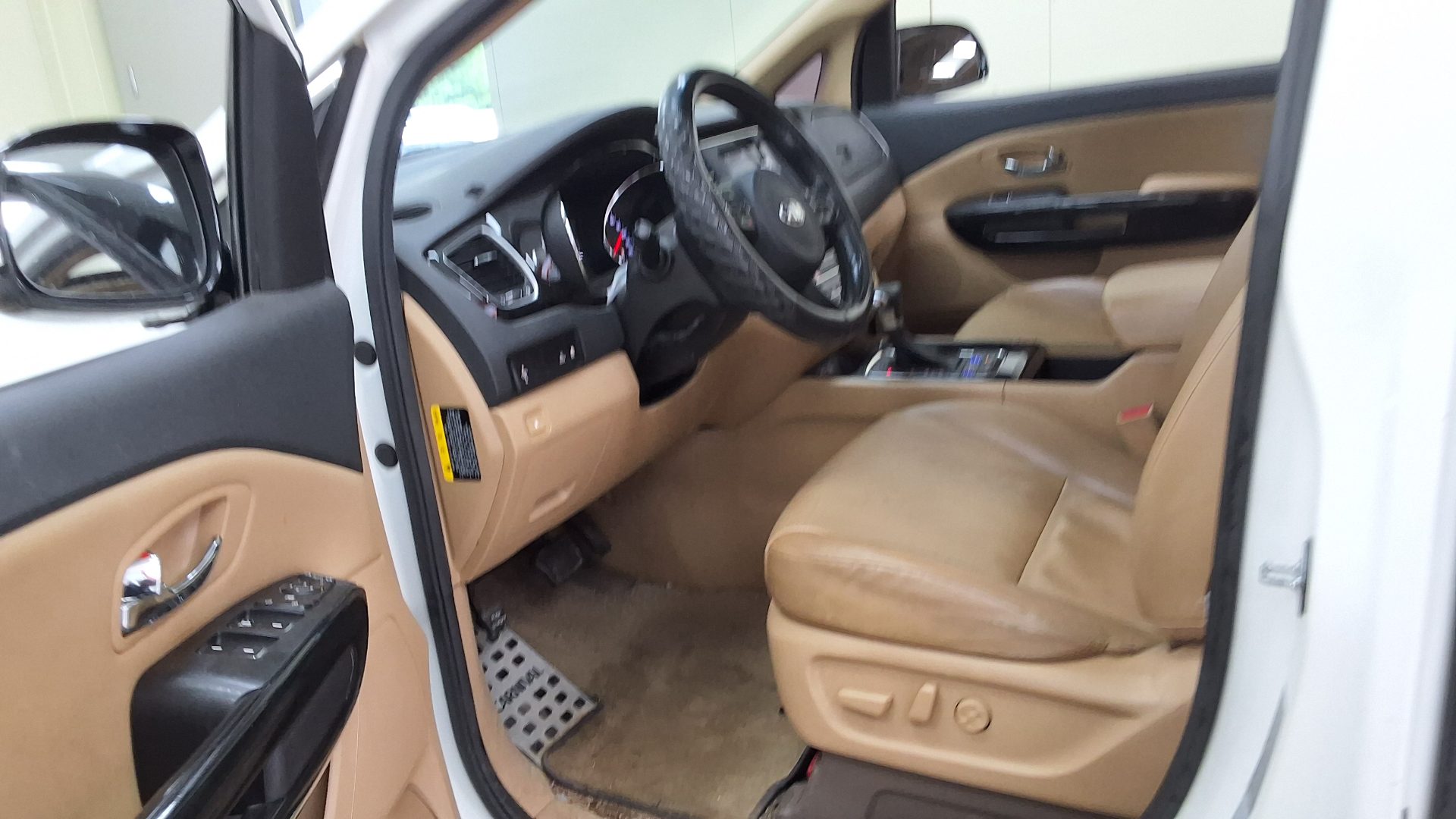 2017 - kia carnival