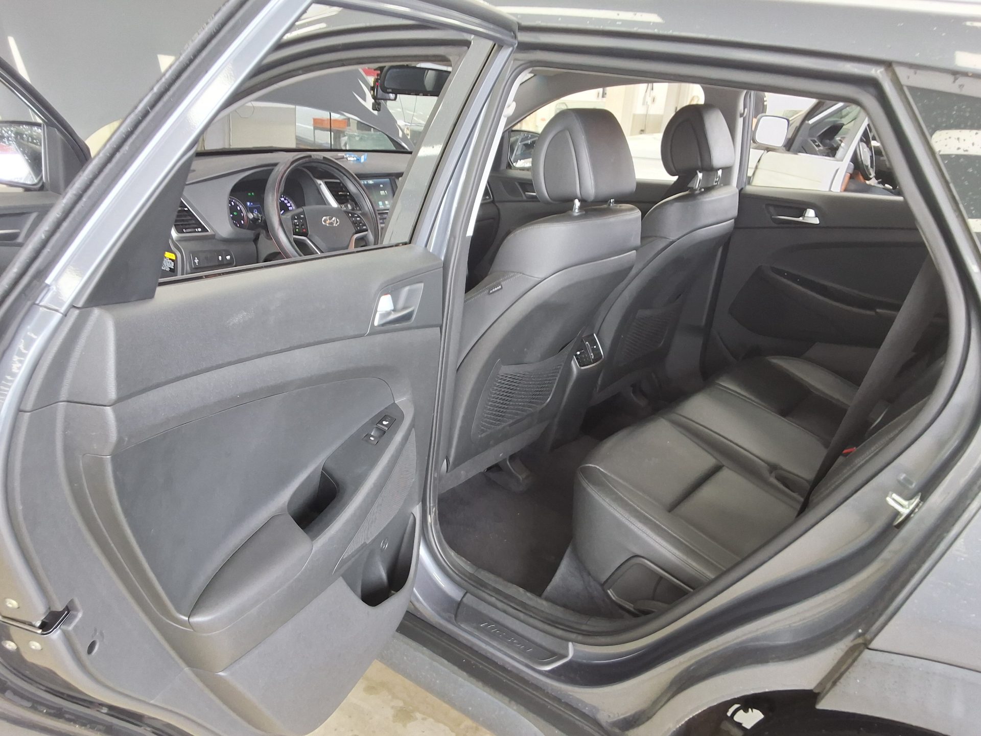 2017 - hyundai tucson