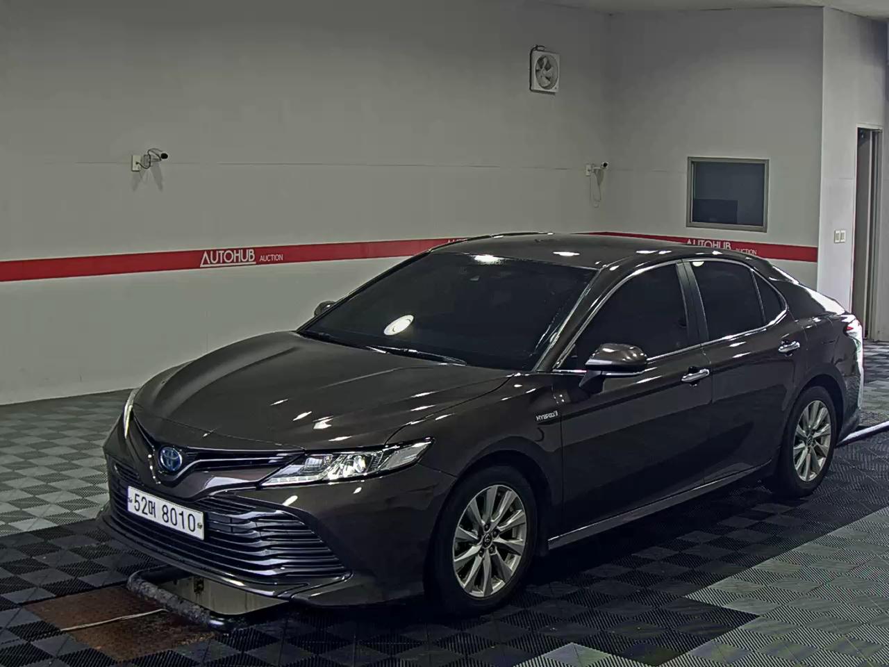 2020 - toyota camry