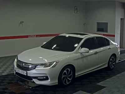HONDA ACCORD (9TH GEN) EX-