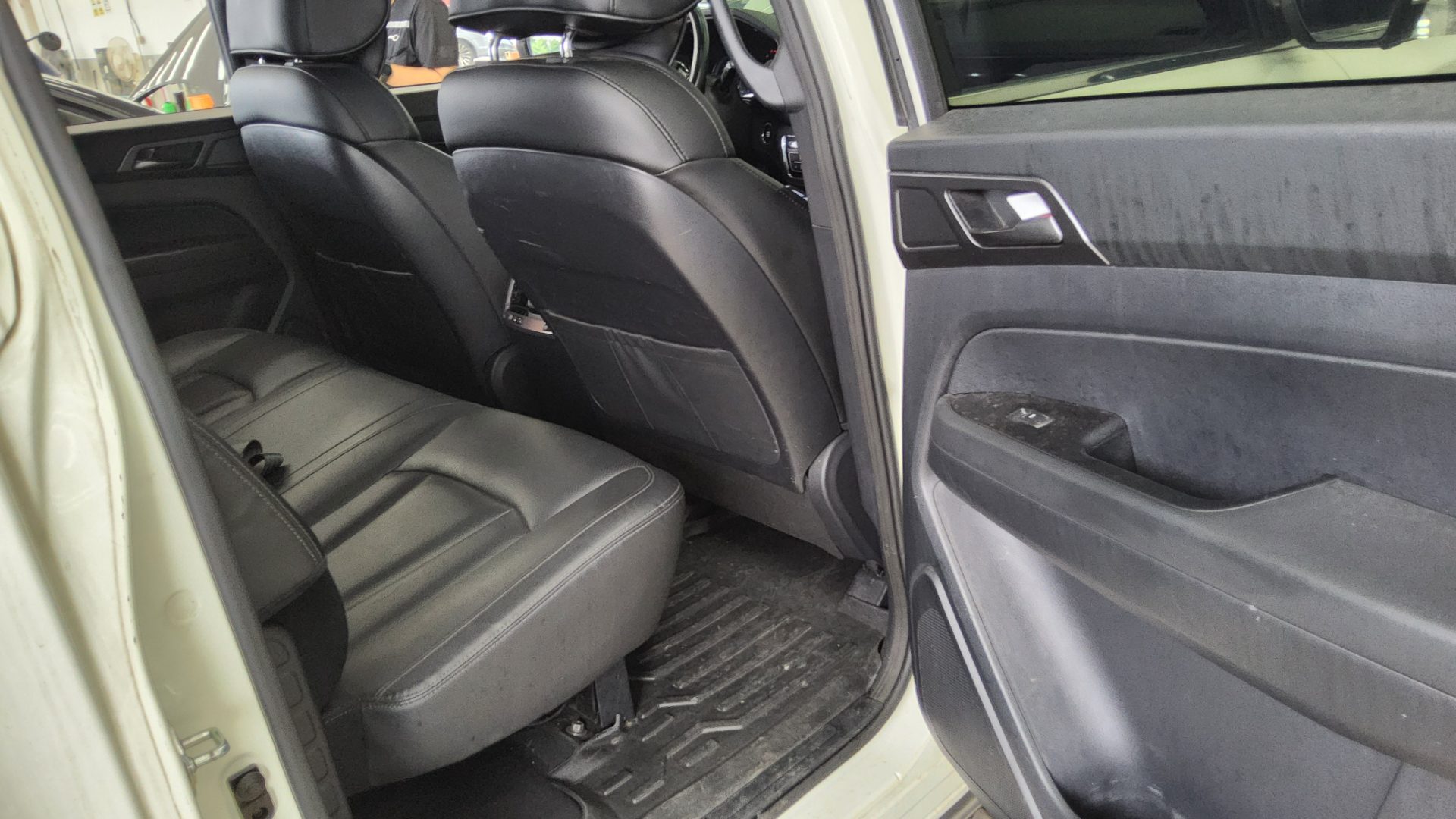 2021 - ssangyong rexton