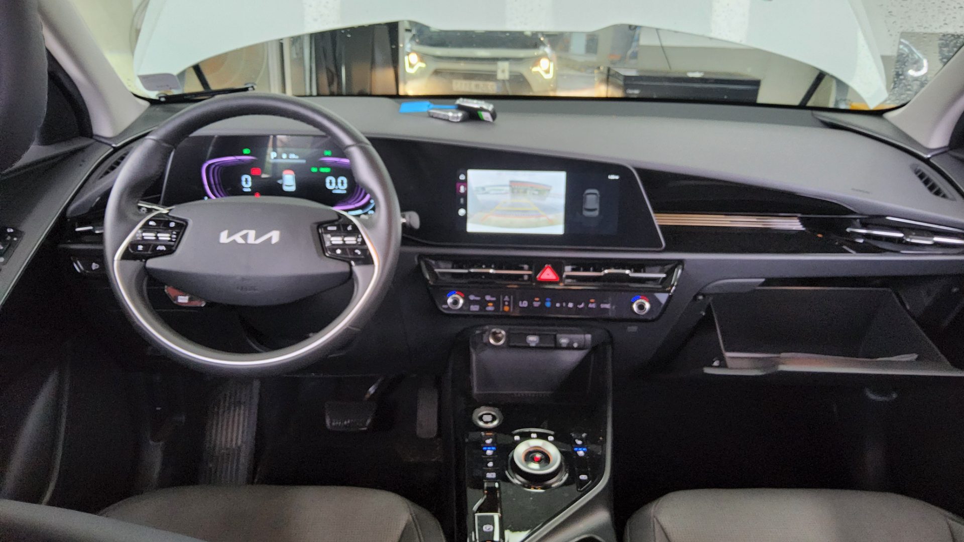 2024 - kia niro
