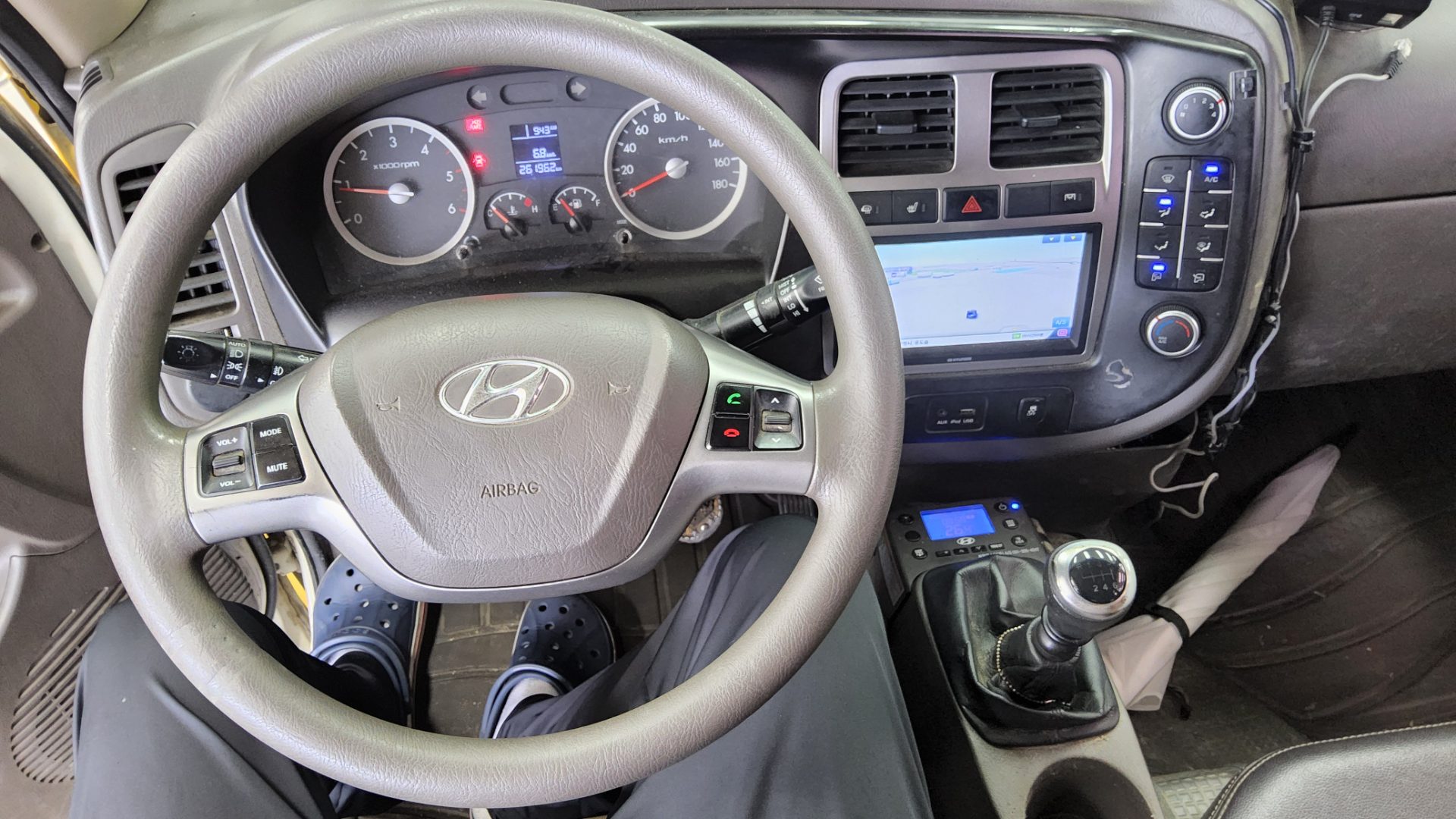 2017 - hyundai porter