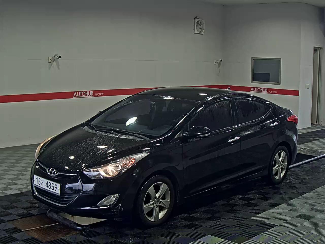 2011 - hyundai avante