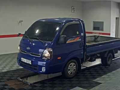 KIA BONGO III CARGO STANDARD CAB EXTRA WHEELBASE