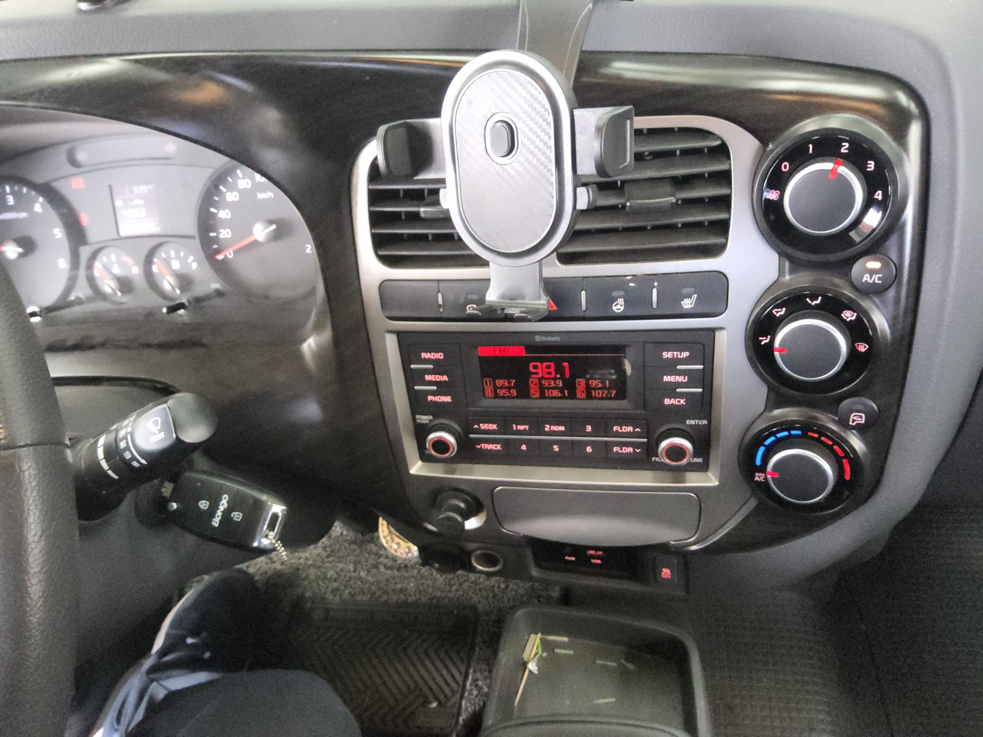 2019 - kia bongo