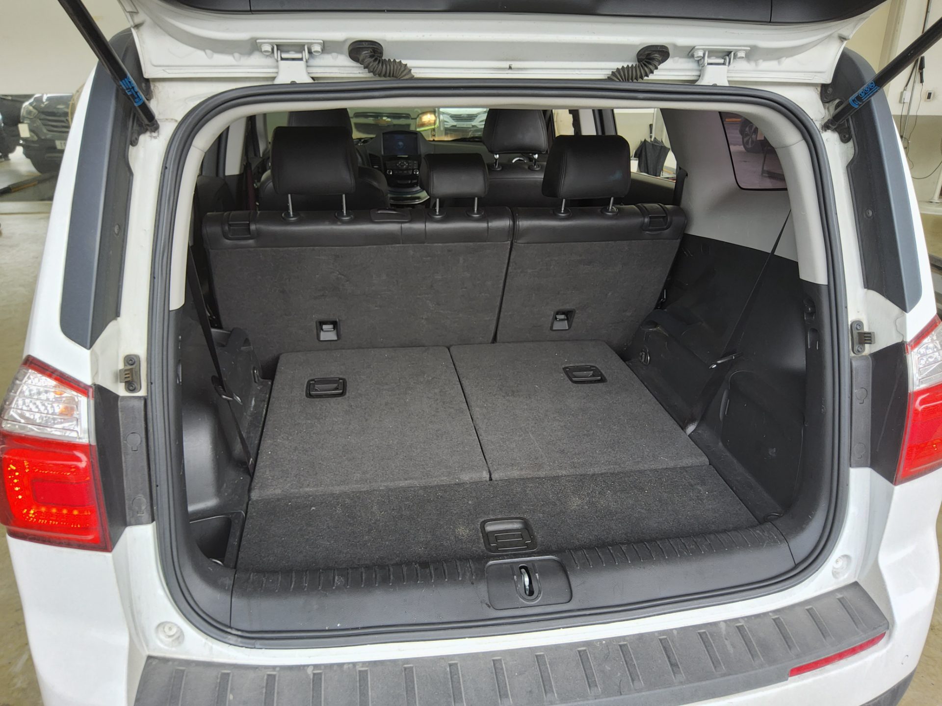 2016 - chevrolet orlando