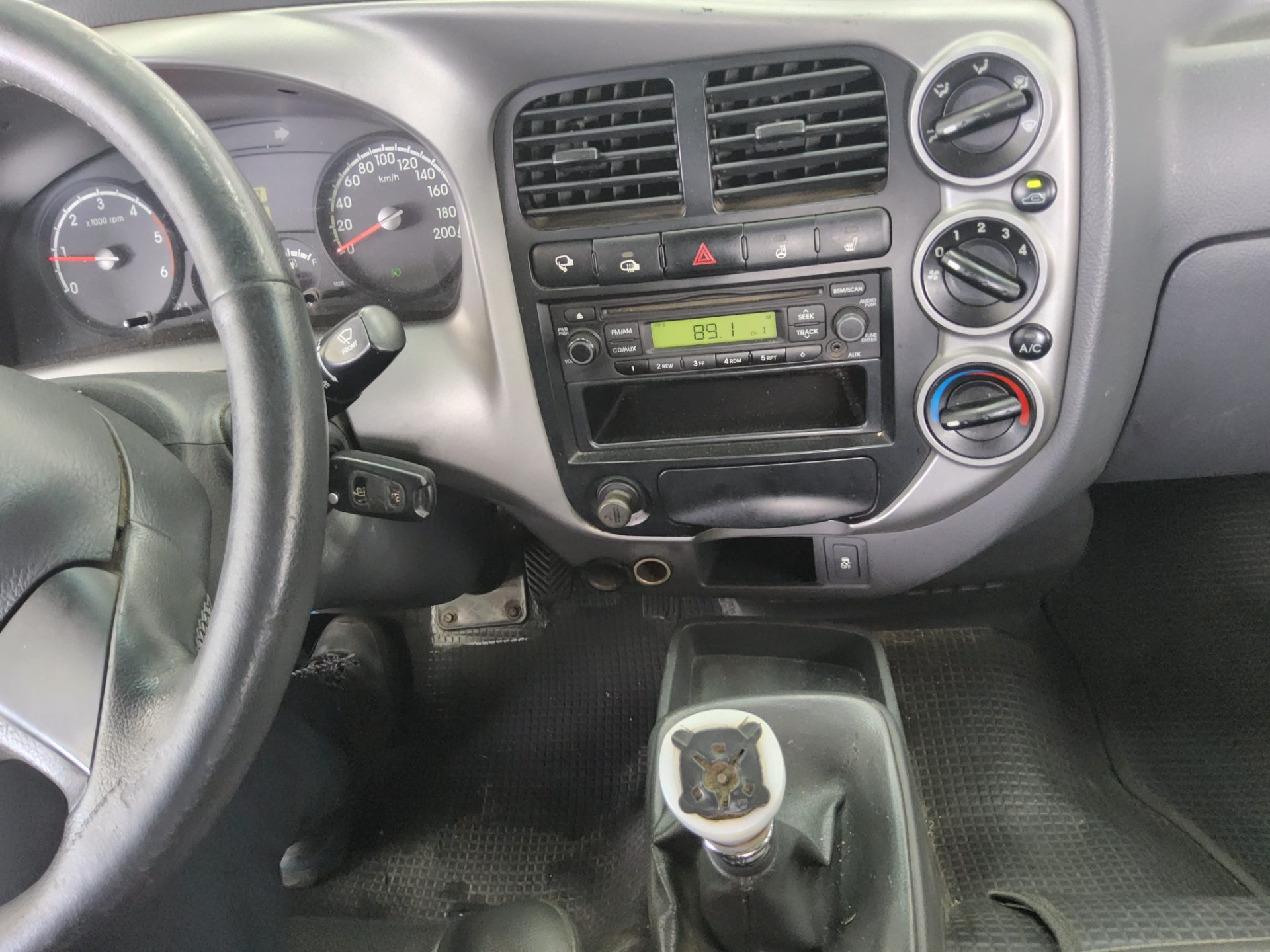 2015 - kia bongo