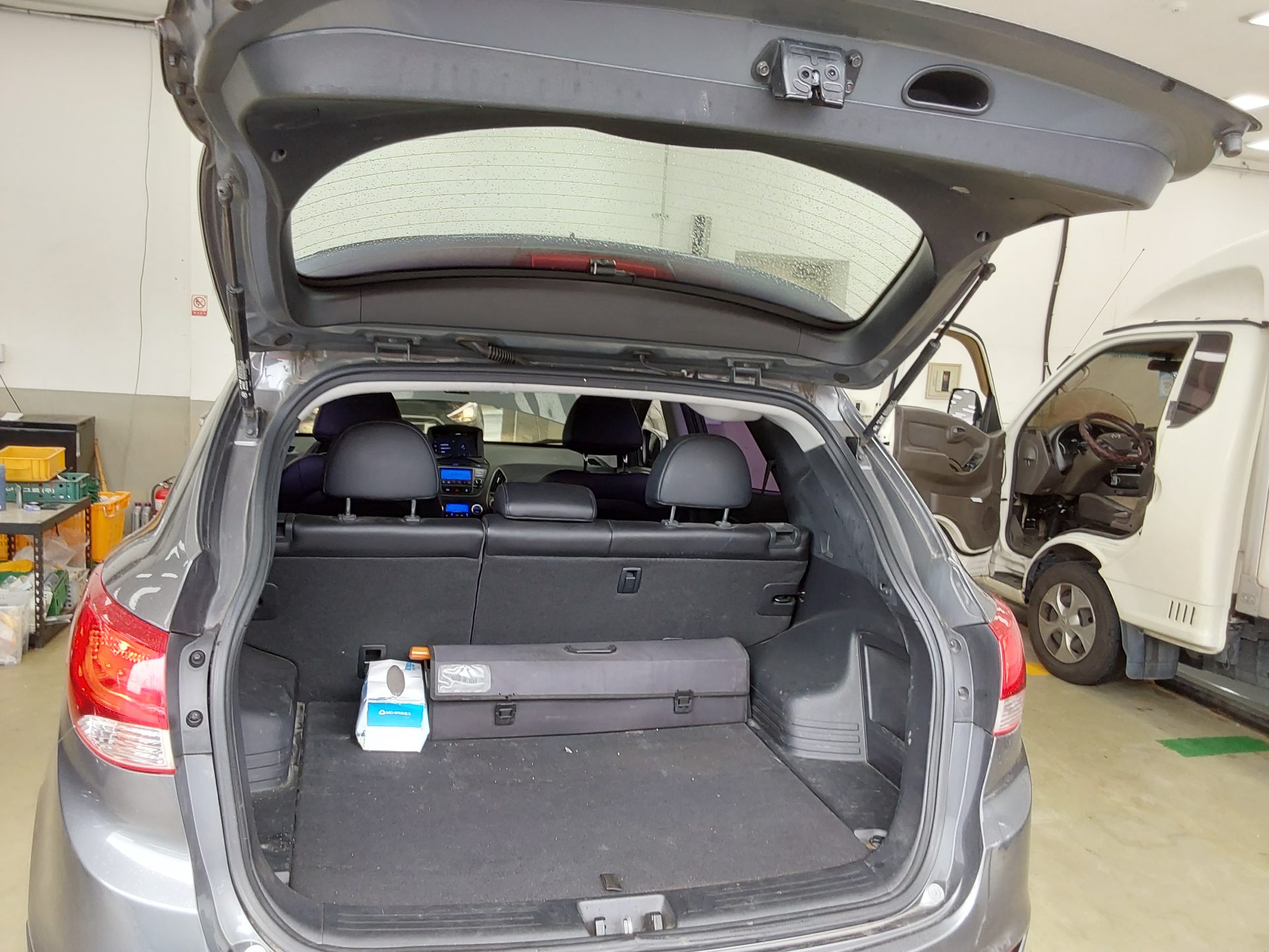 2014 - hyundai tucson