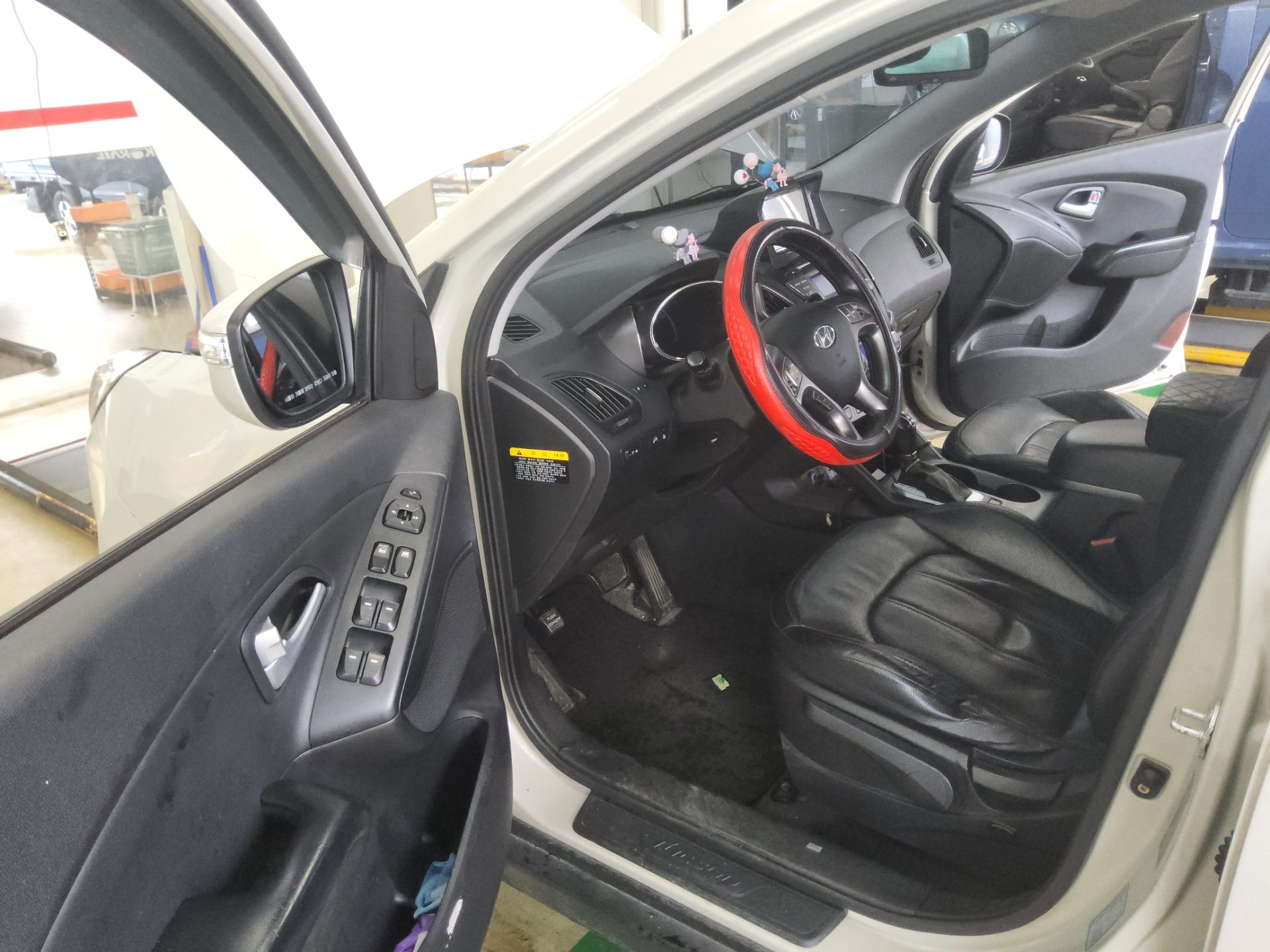 2014 - hyundai tucson