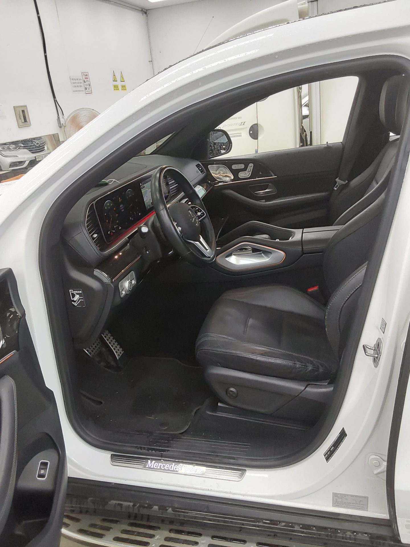 Mercedes-Benz Gle 400D 2022 — صورة 3