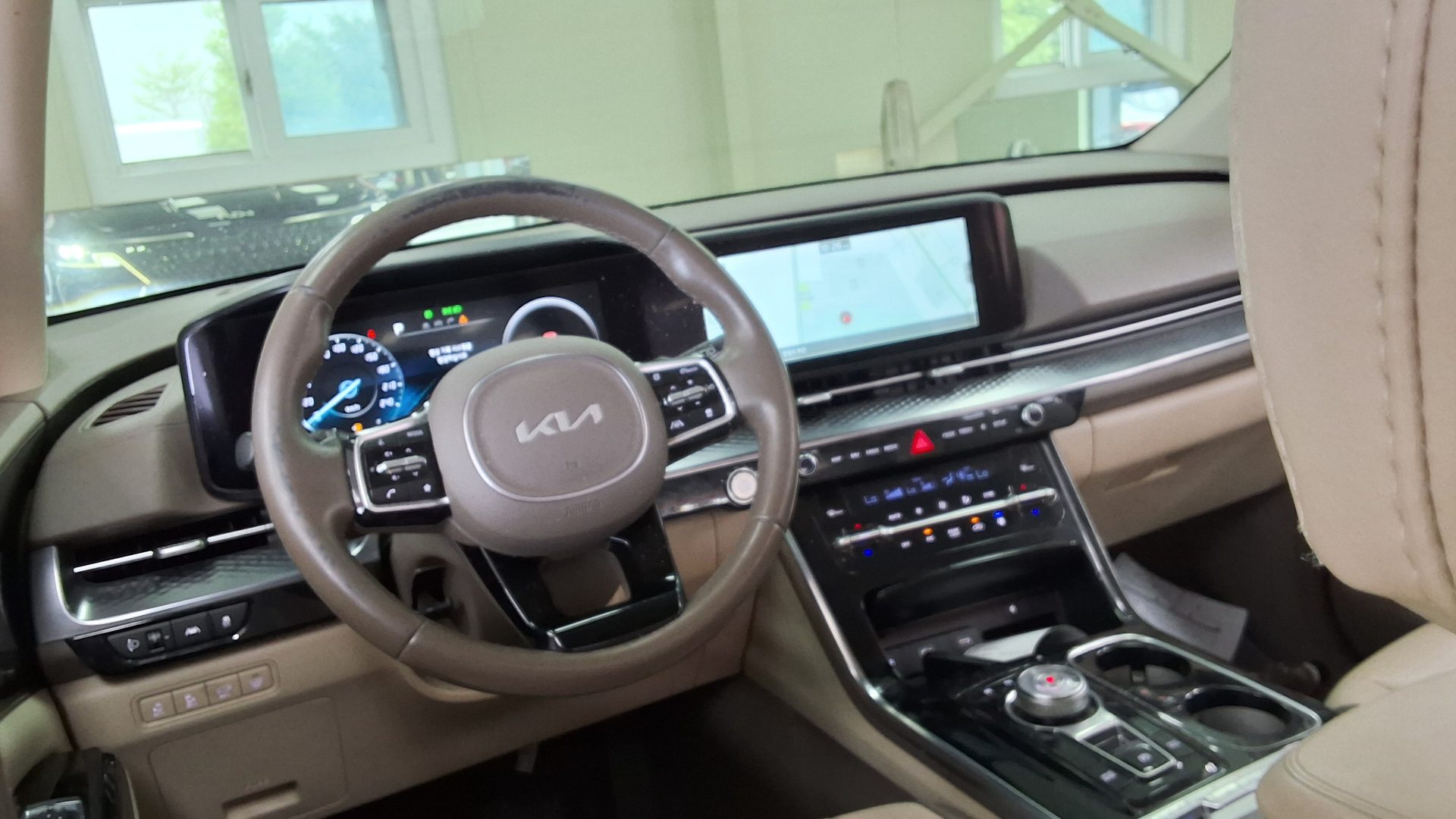 2022 - kia carnival