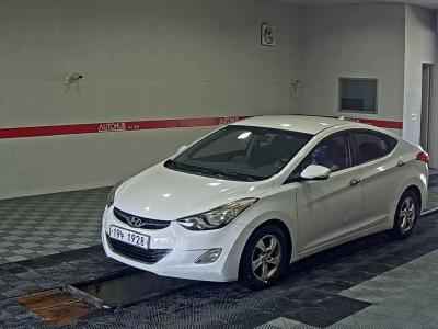HYUNDAI AVANTE MD M16 GDi