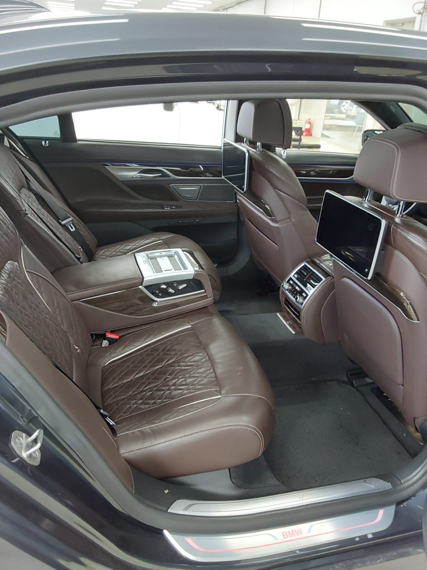 2020 - bmw m7