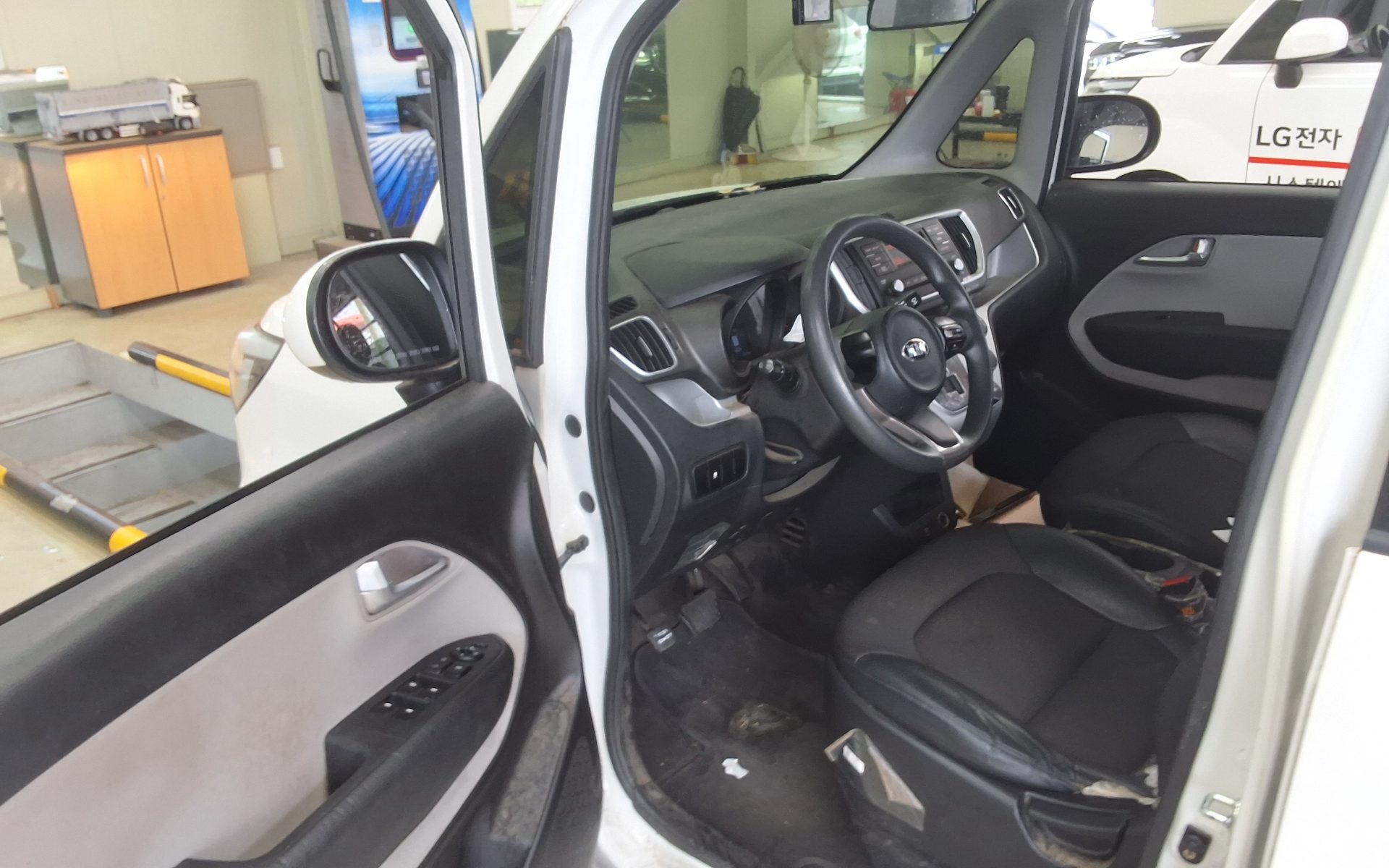 2021 - kia ray