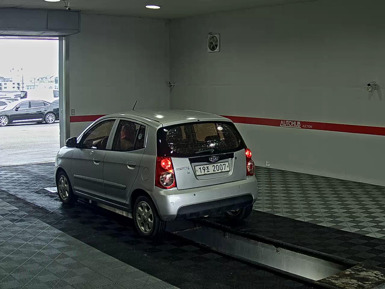 2011 - kia morning