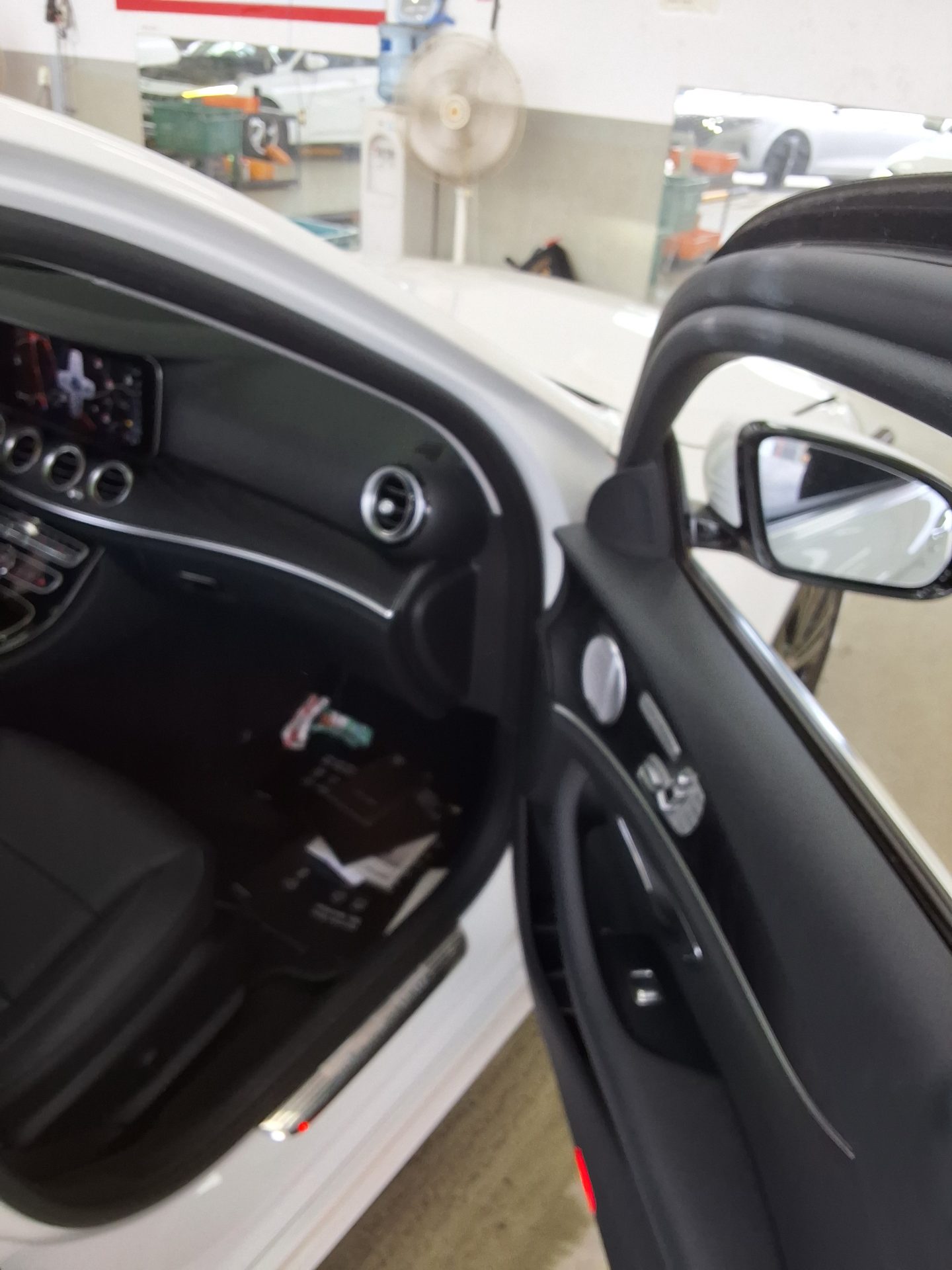 2020 - mercedes-benz e300