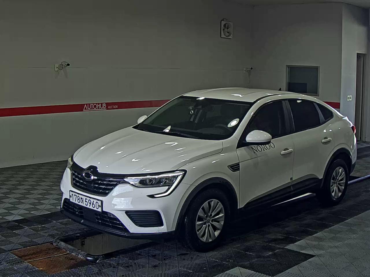 2020 - renault xm3