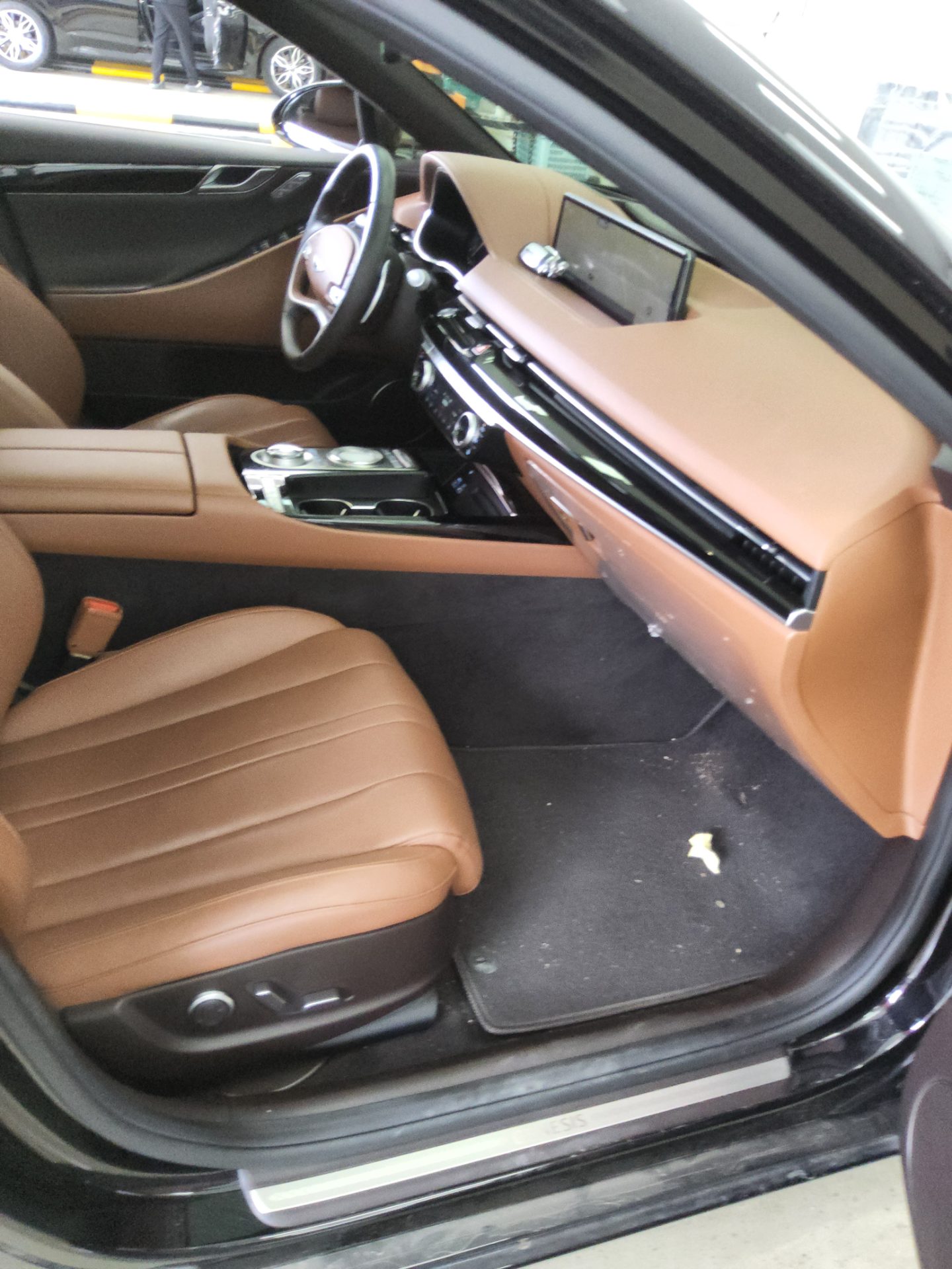 2022 - genesis g80