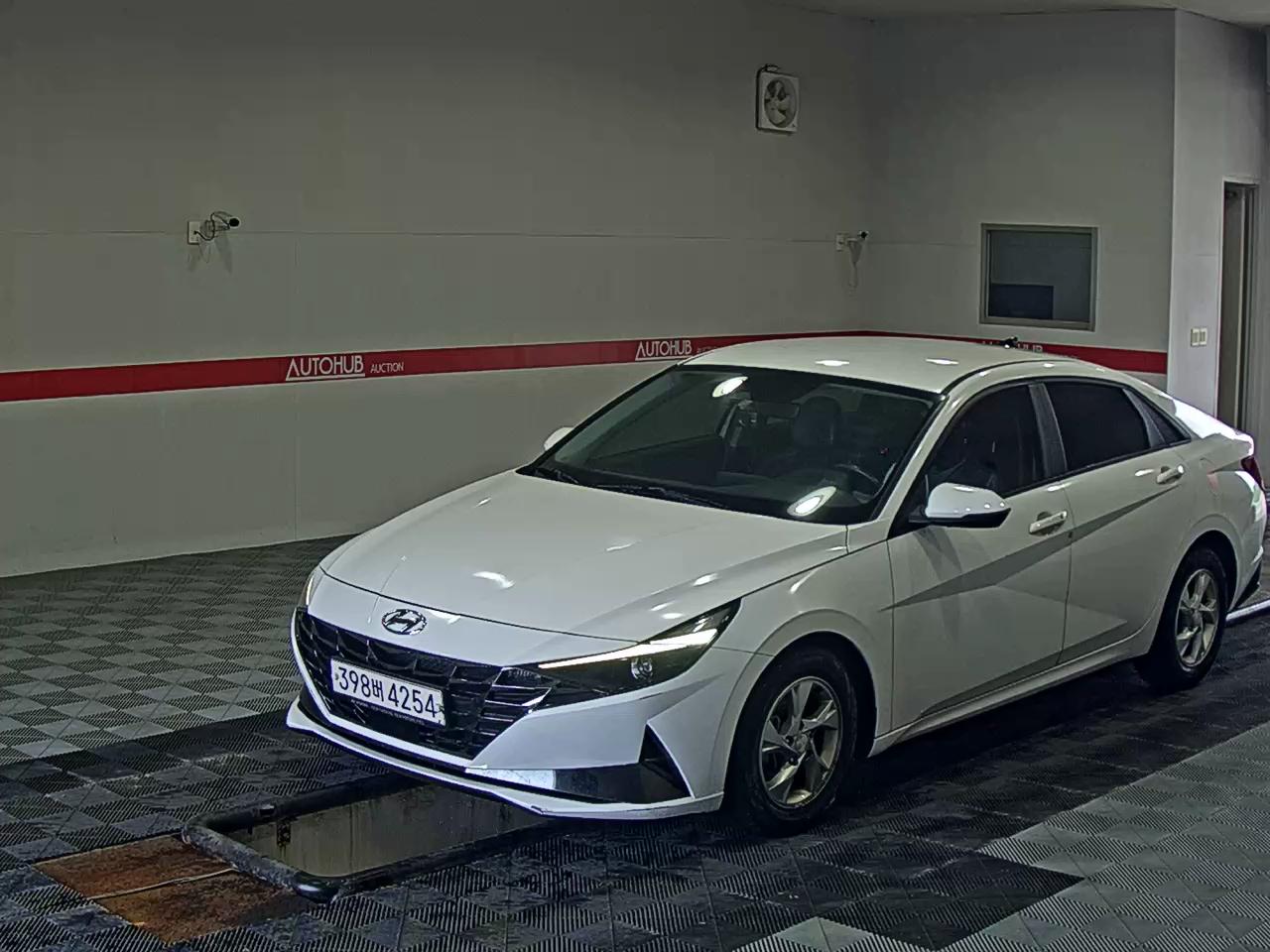 2021 - hyundai avante