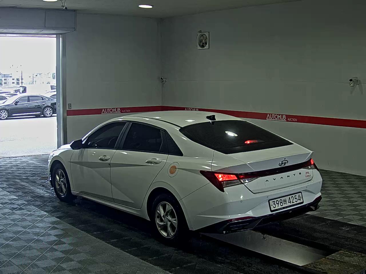 2021 - hyundai avante