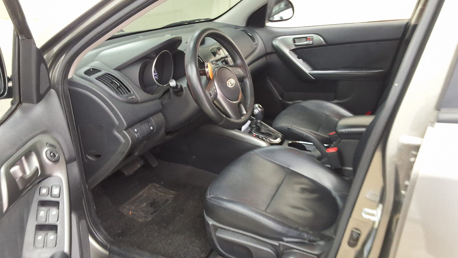 2011 - kia forte