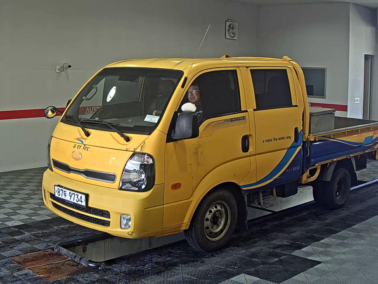 2016 - kia bongo