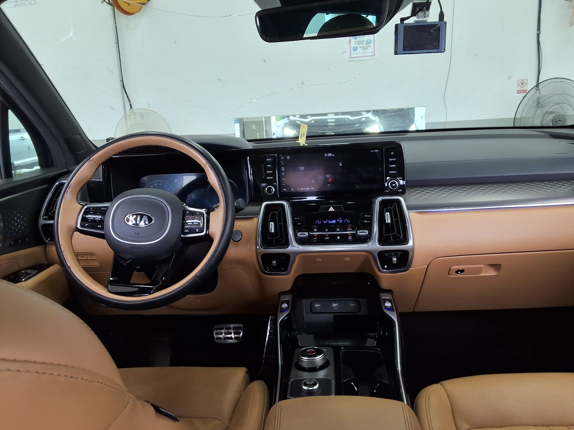 2021 - kia sorento