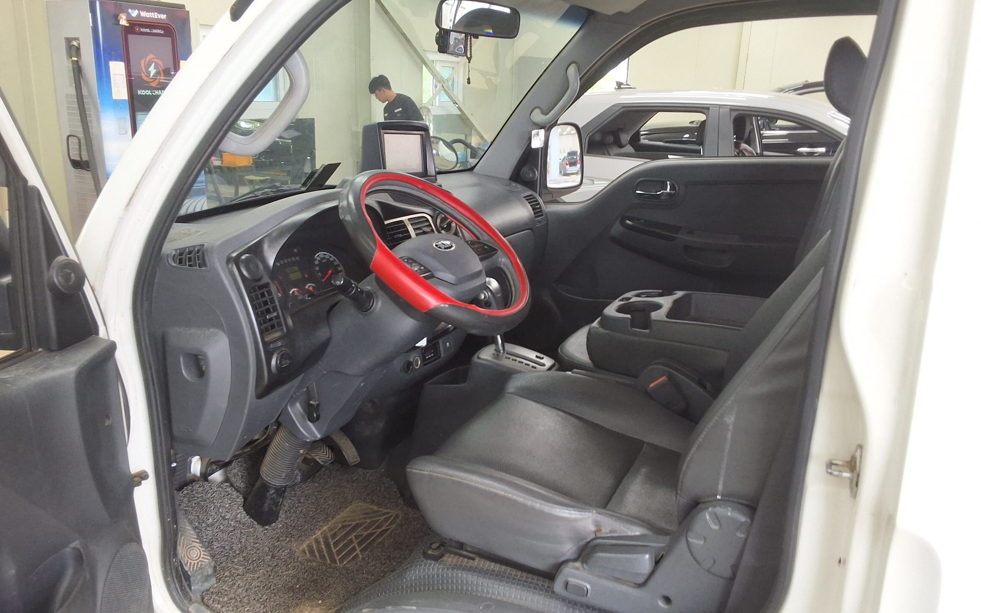 2016 - kia bongo