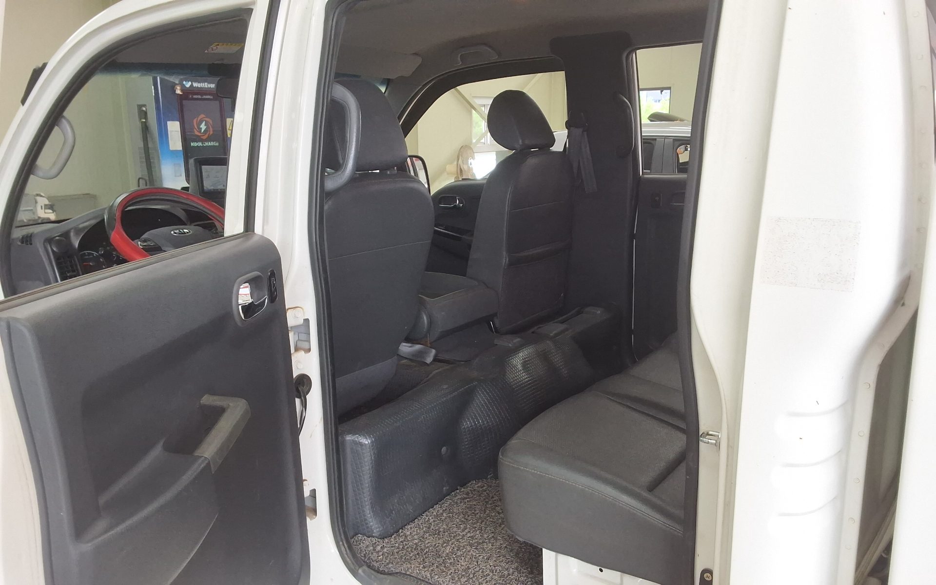 2016 - kia bongo