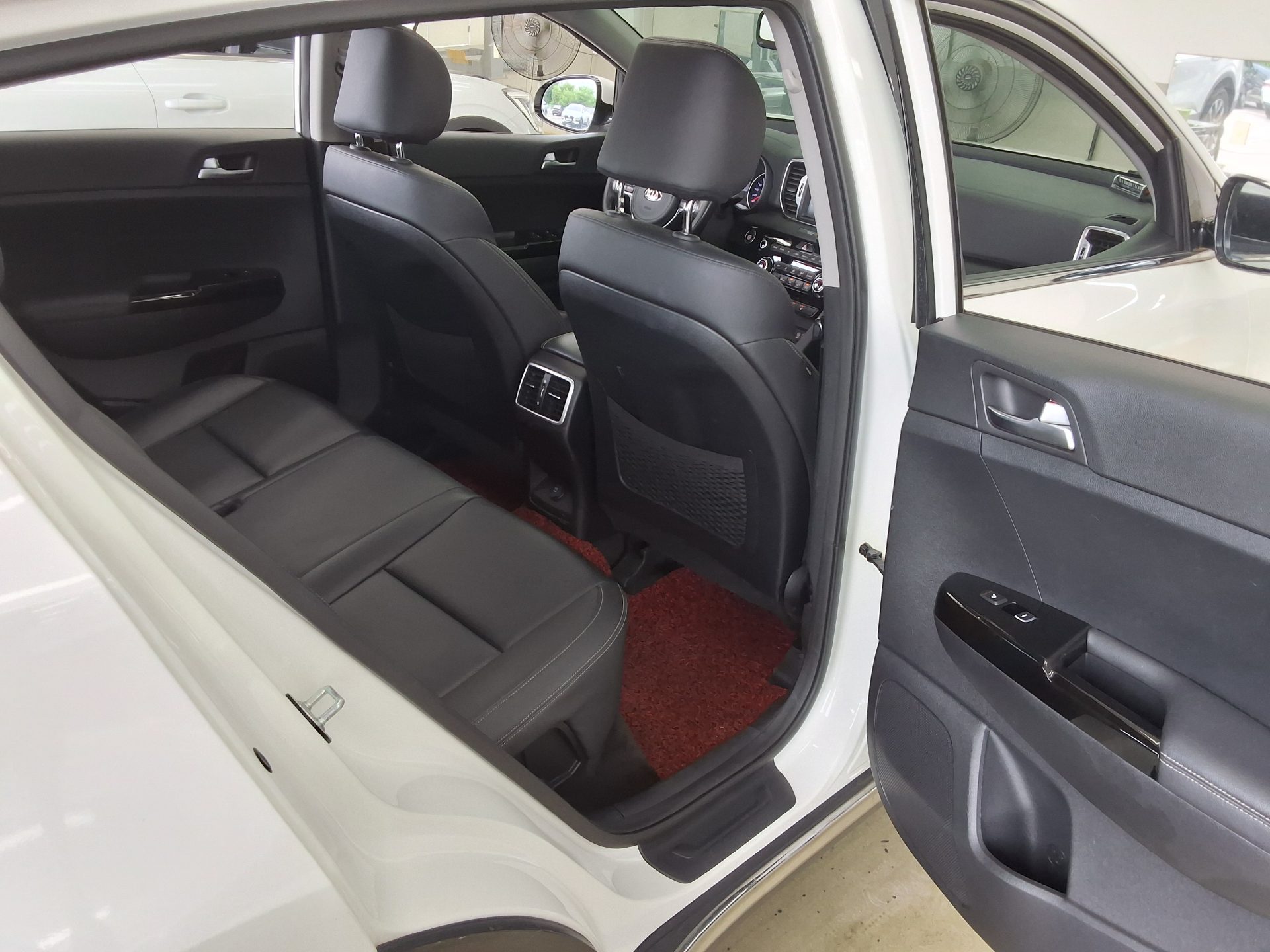 2018 - kia sportage