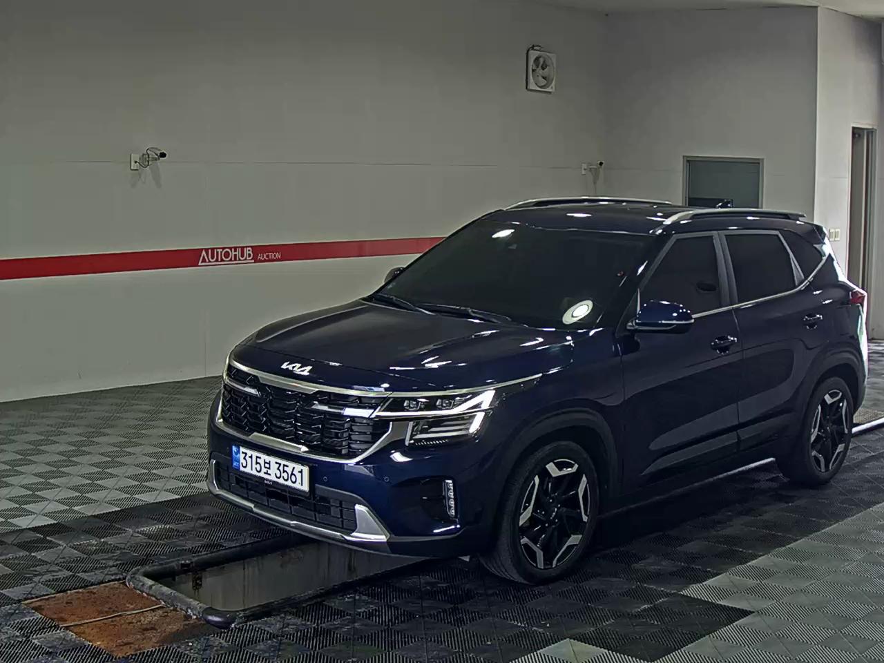 2023 - kia seltos