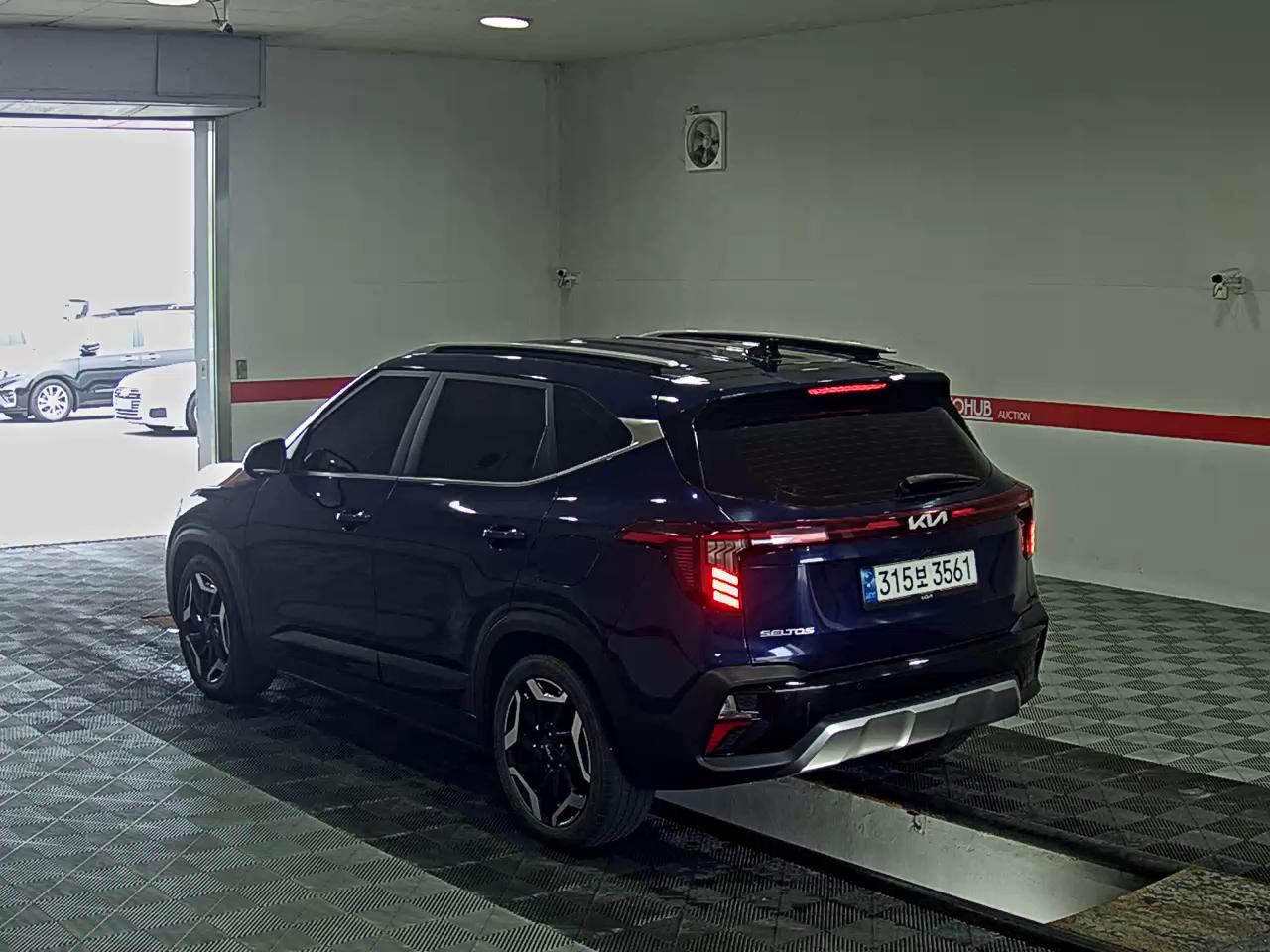 2023 - kia seltos