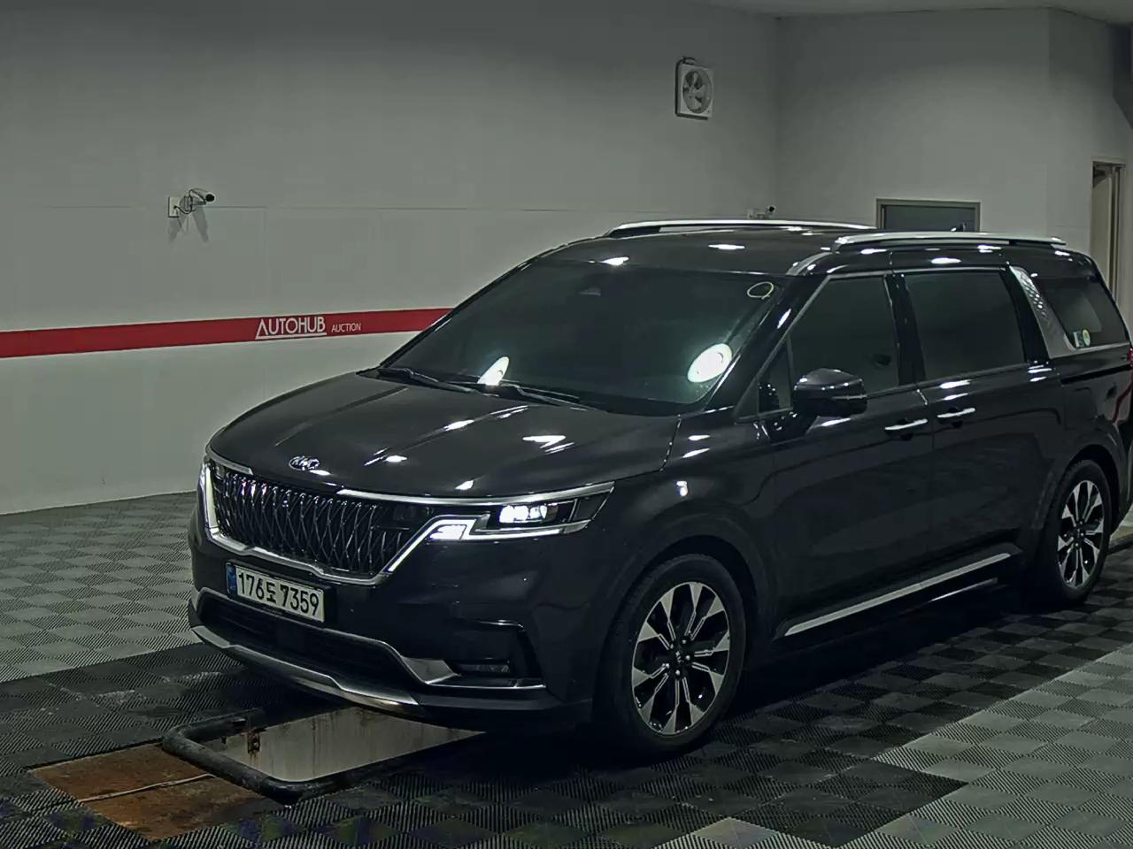 2021 - kia carnival