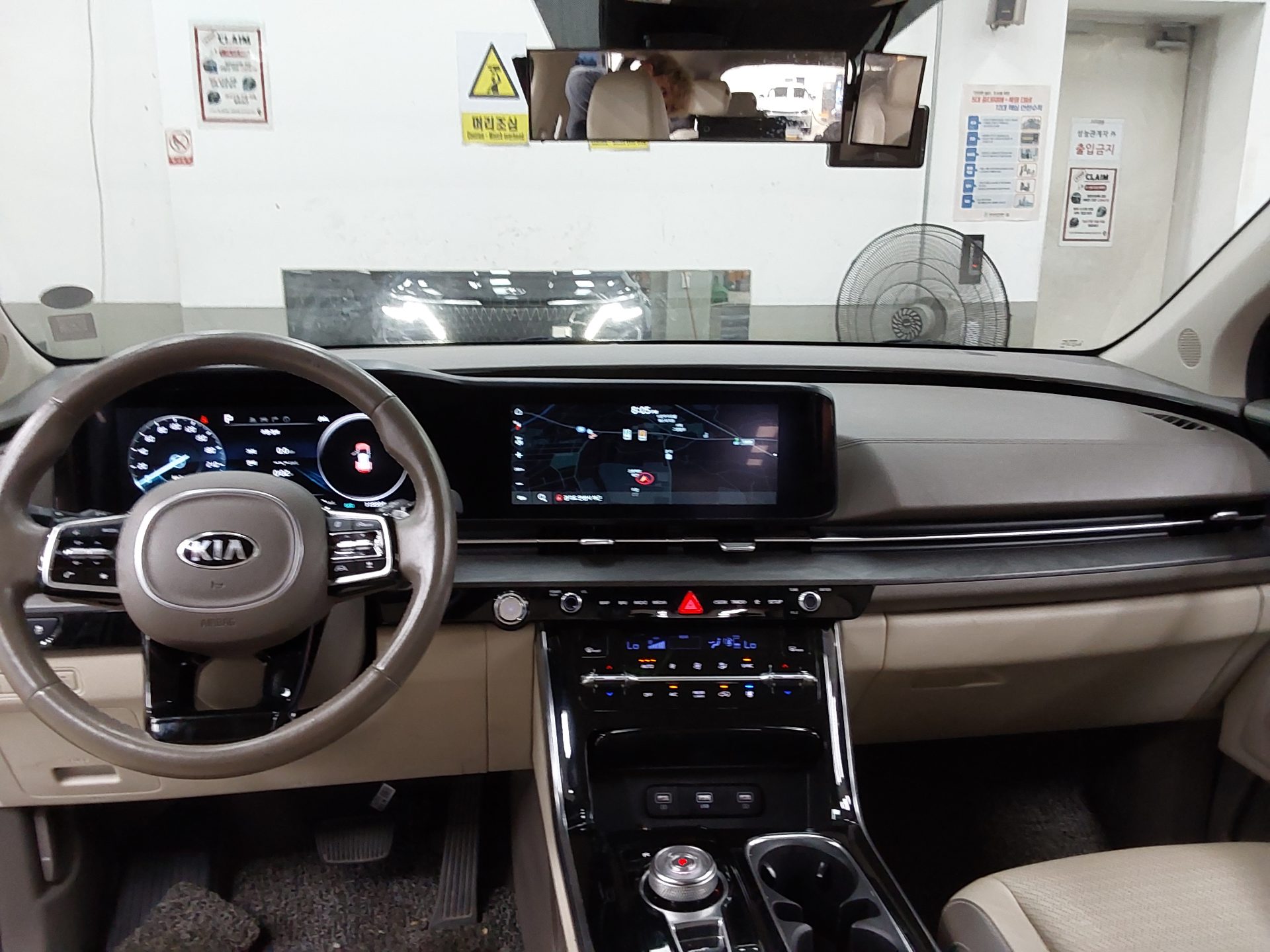 2021 - kia carnival