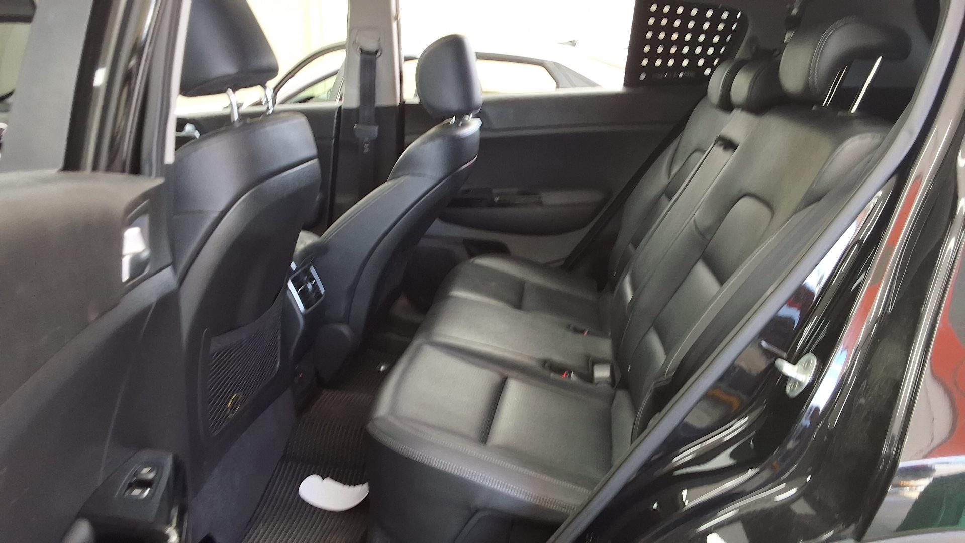 2016 - kia sportage