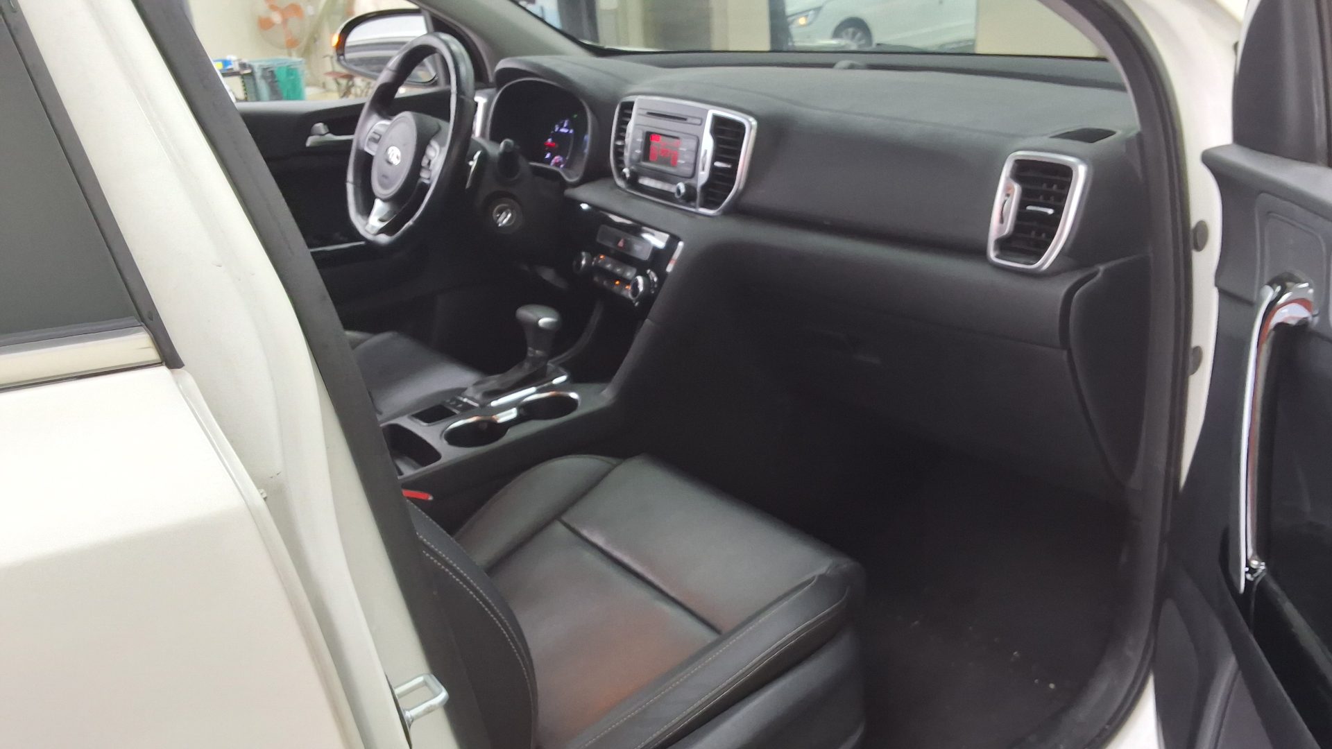 2016 - kia sportage