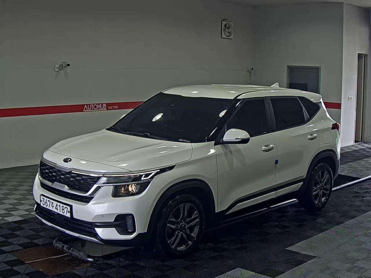 2020 - kia seltos