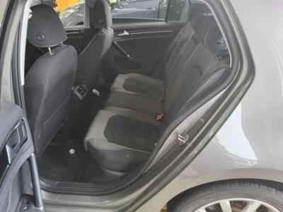 فولكس فاجن Golf (7Th Gen) 1.6 Tdi Bluemotion 2015 1.6 tdi bluemotion