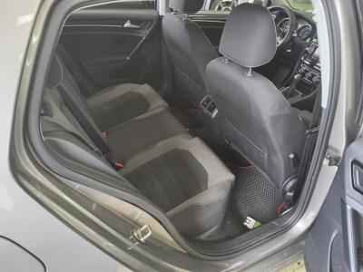 فولكس فاجن Golf (7Th Gen) 1.6 Tdi Bluemotion 2015 1.6 tdi bluemotion