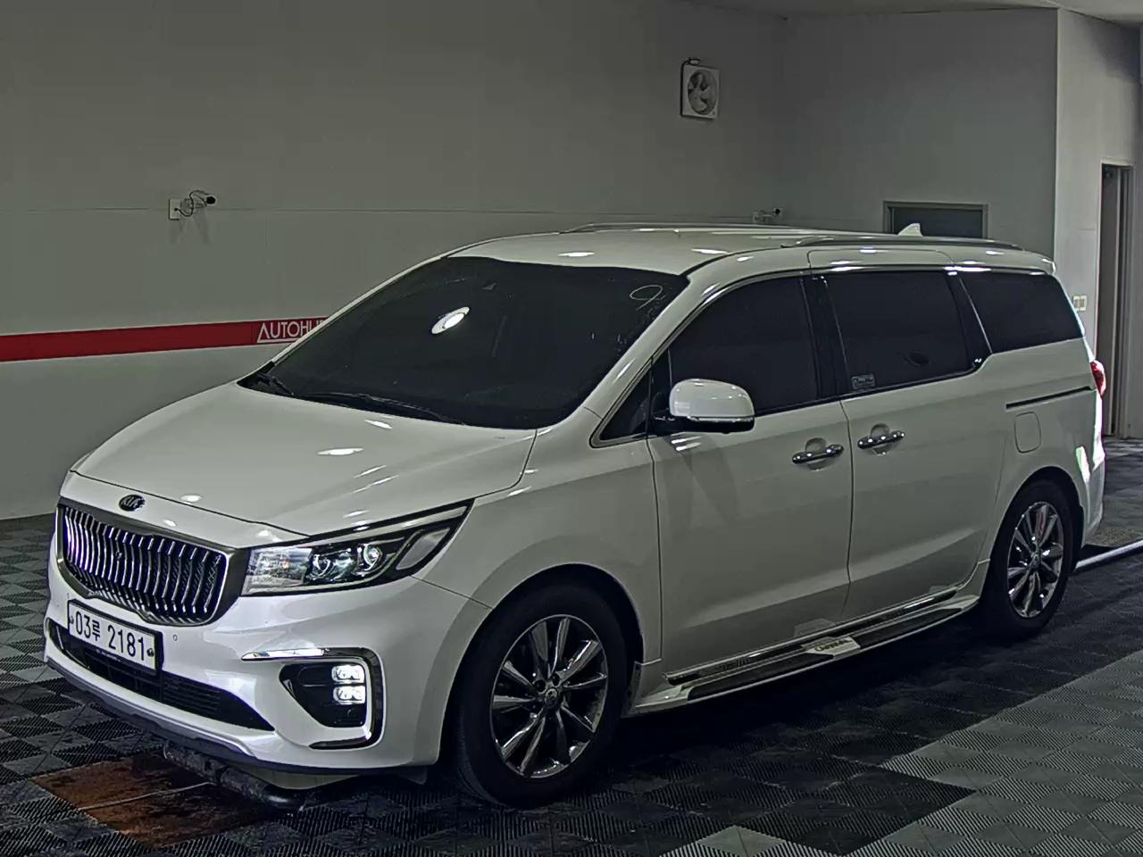 2019 - kia carnival