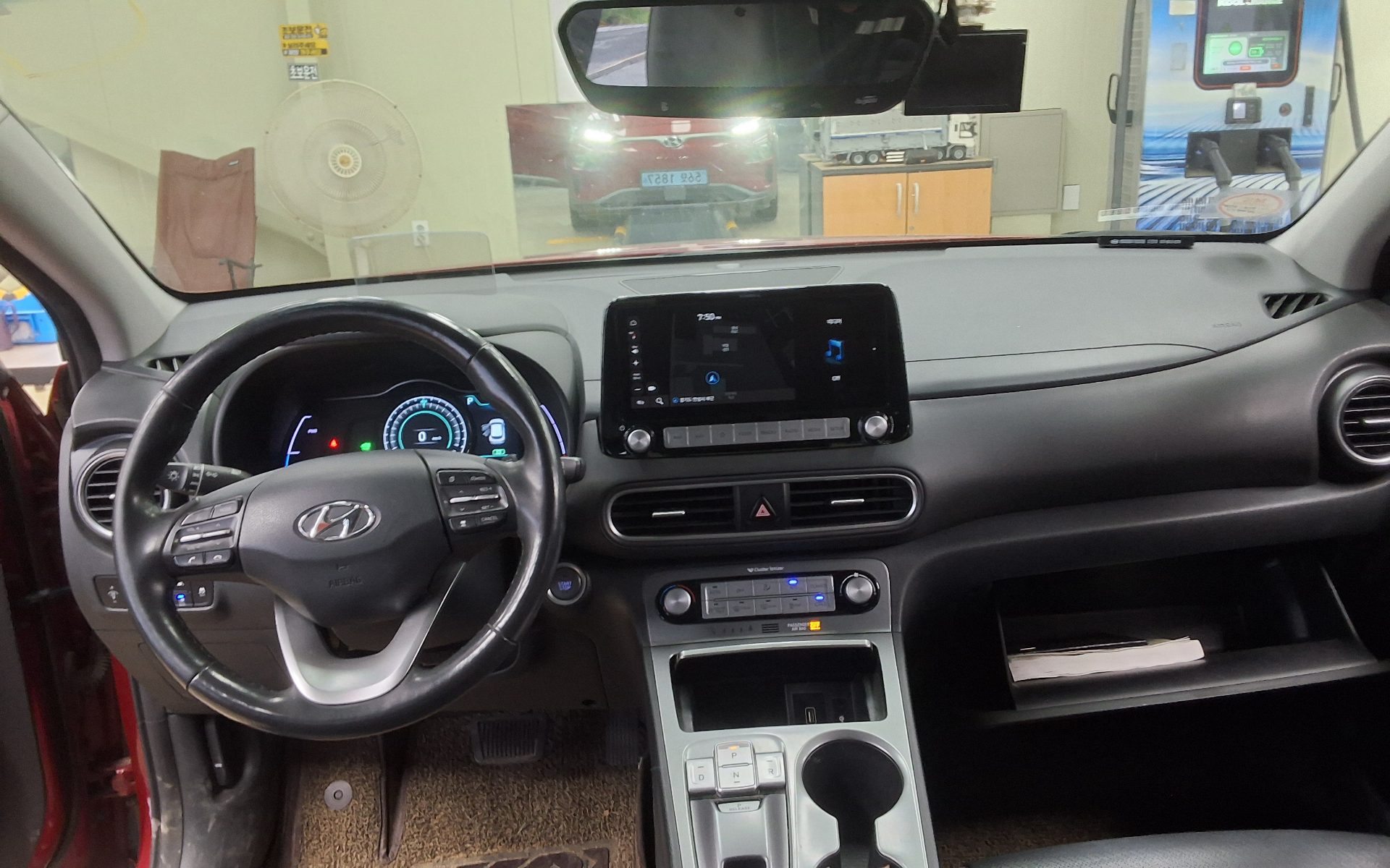 2020 - hyundai kona