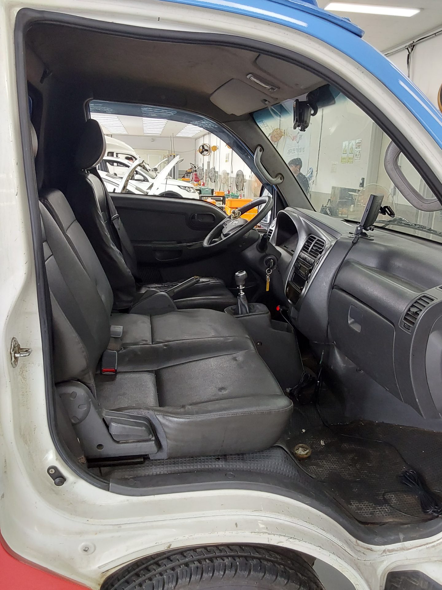 2016 - kia bongo