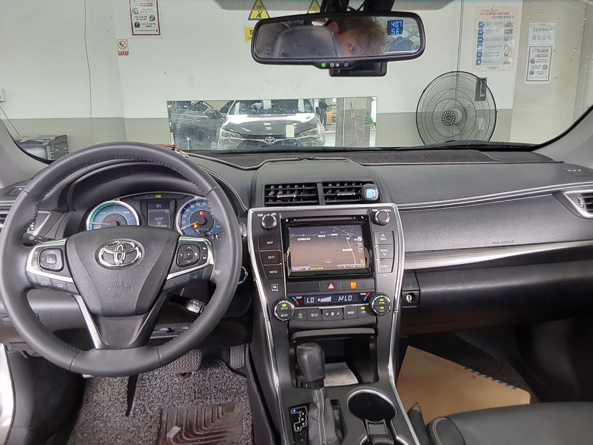 2017 - toyota camry