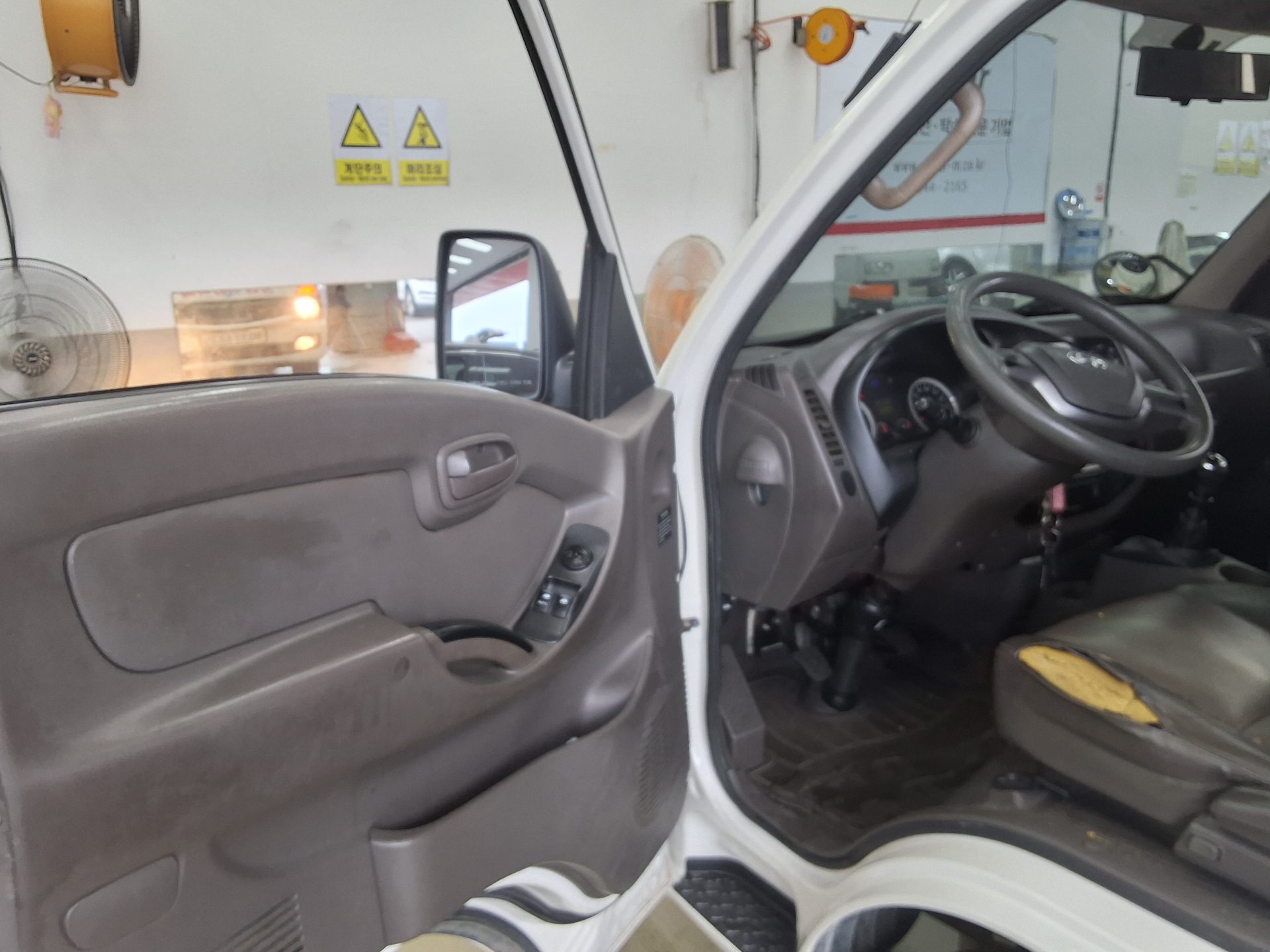 2016 - hyundai porter
