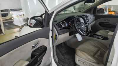 كيا الجديد كلياً كرنفال 9 Seater ديزل Prestige 2016 PRESTIGE