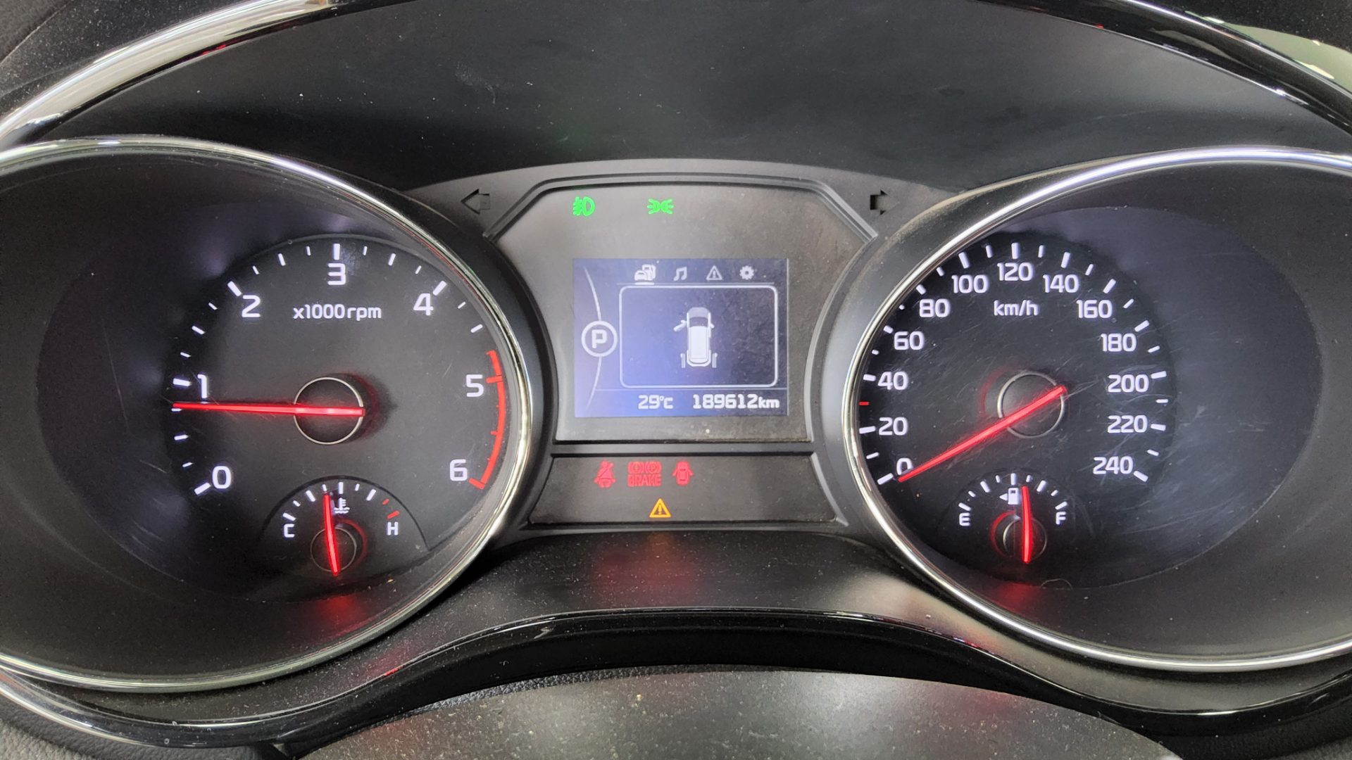 2016 - kia carnival